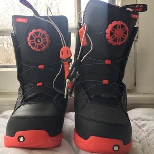 Burton ⚡️ 7 Youth snow boots snowboard big Kids
